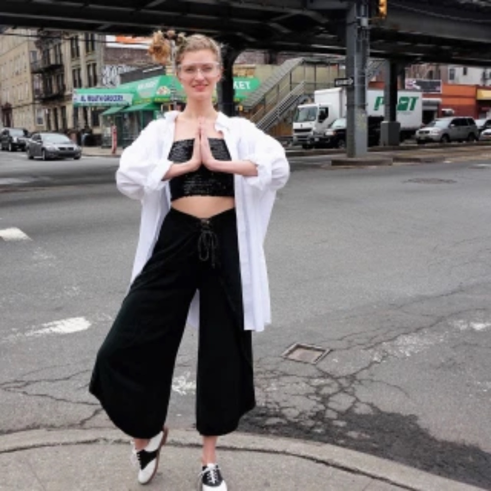 Meet your Posher, Jillian